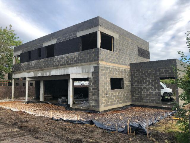 CONSTRUCTION D'UNE MAISON CUBIQUE A ETAGE SUR MARCQ EN BAROEUL