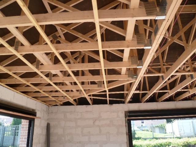 CONSTRUCTION EN MUR COMPOSITE YTONG ET BRIQUES